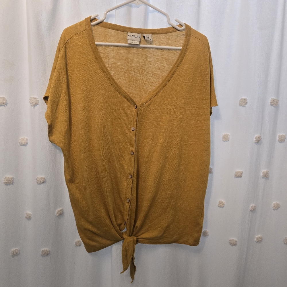 Dolce Vita Mustard Tie-Front Button V-Neck Top